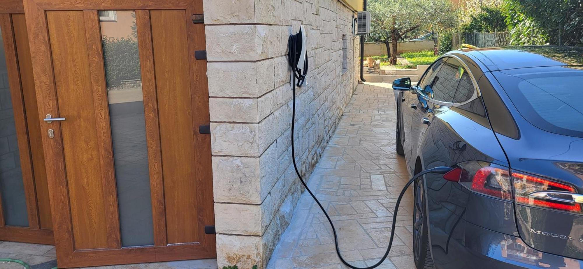 Apartmani Erik אומאג מראה חיצוני תמונה